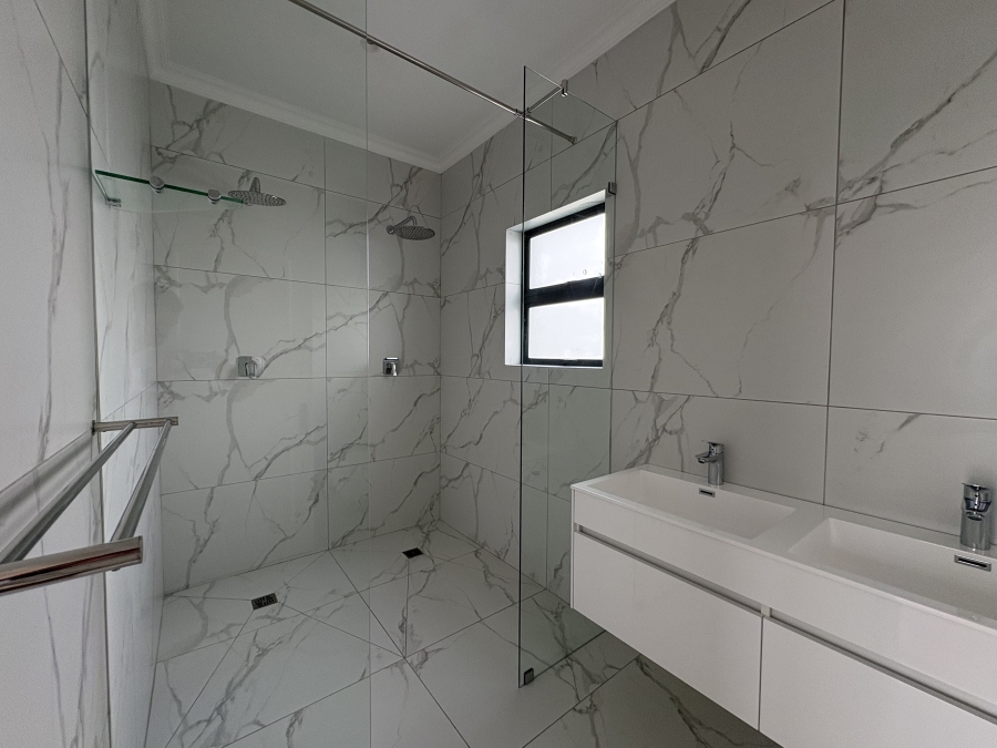 4 Bedroom Property for Sale in Sandown Western Cape